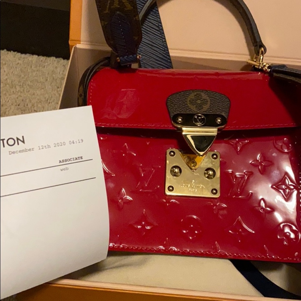 Louis Vuitton spring street